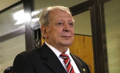 Diario HOY | Calé dice que Velázquez no mide bien en las encuestas y descarta a Abdo para la ANR
