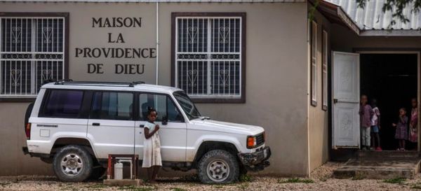 Líder de pandilla de Haití amenaza con matar a rehenes de EEUU y Canadá