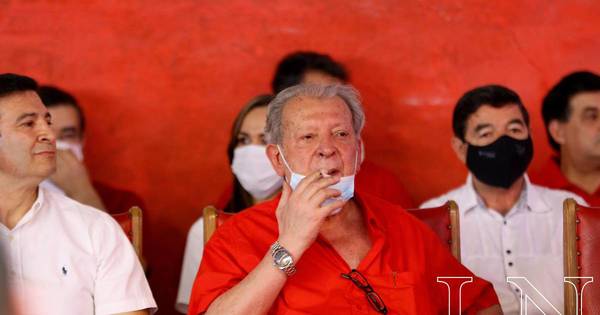 La Nación / Galaverna apunta contra Abdo y le recuerda su promesa de retirarse de la política