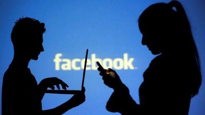 Facebook acuerda pago de derechos a medios franceses