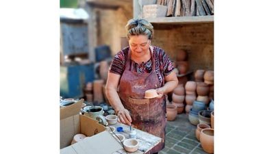 Ofrecen talleres sobre el  arte en barro