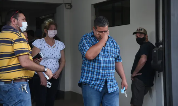 Cartistas despidieron a Óscar González Daher - Noticiero Paraguay