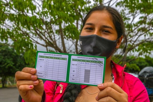 Segundas dosis de vacunas para quienes la cédula termine en 8 y 9