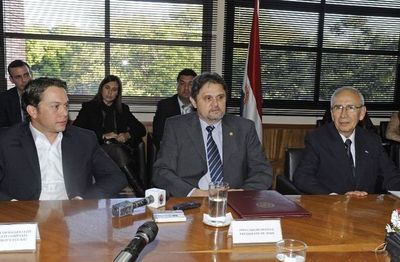 Preliminar para extitular de ANDE acusado de millonaria “tragada” será en noviembre - Nacionales - ABC Color