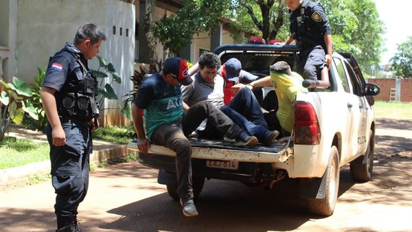 CAYERON CUATRO PRESUNTOS ABIGEOS CON EL AUTOMÓVIL LLENO DE CARNE