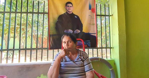 La Nación / Madre de Edelio exige investigar mensaje sobre los restos de su hijo