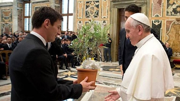 Diario HOY | El Papa destaca que a Messi nunca se le subieron "los humos a la cabeza"