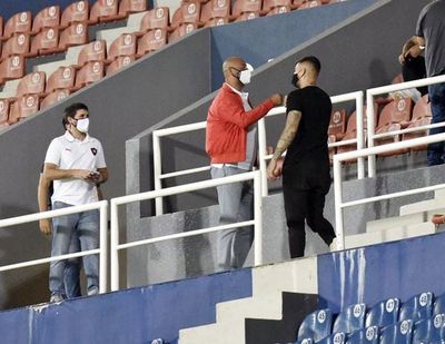 Raúl Zapag: “Si me vas a preguntar otra cosa, al pedo” - Cerro Porteño - ABC Color