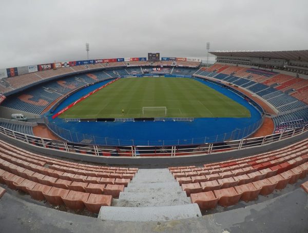 Jefe médico de la APF confirma que habrá 20% de aforo en el superclásico · Radio Monumental 1080 AM