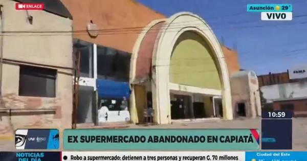 La Nación / Denuncian que exsupermercado está en total estado de abandonado y es aguantadero de adictos
