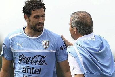 Diario HOY | Silva, dentro de la que podría ser la última convocatoria de Tabárez