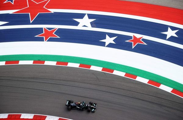 Mercedes marca el paso en los primeros libres de EEUU - Automovilismo - ABC Color