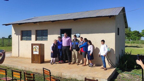 INAUGURAN SALA PLURIGRADO EN LA ESCUELA SAN VICENTE DE PAUL DE FRAM - Itapúa Noticias