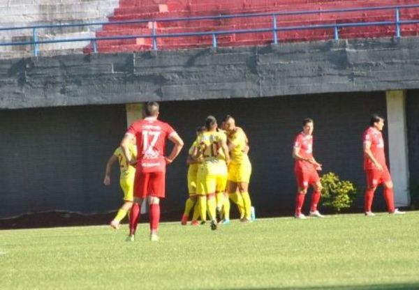 General se despide goleando - Fútbol de Ascenso de Paraguay - ABC Color
