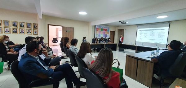 Con capacitaciones apuestan a la reactivación laboral en Alto Paraná - Noticias de Ciudad del Este y Alto Paraná hoy - ABC Color