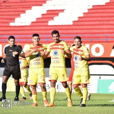 El campeón de Intermedia cierra con goleada - Fútbol de Ascenso de Paraguay - ABC Color