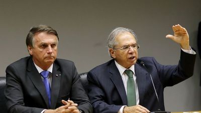 Pánico en los mercados por los malabarismos fiscales de Bolsonaro