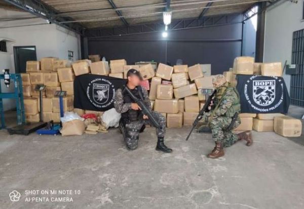 En acción conjunta, PMMS/PF incautan más de 5 toneladas de marihuana en Ponta Porã