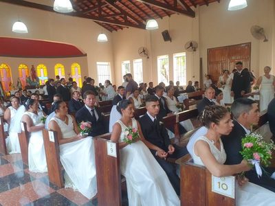 Casamiento comunitario más grande se concretó en Horqueta