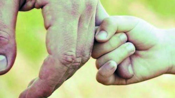 Casada le apura al "extra" con un hijo