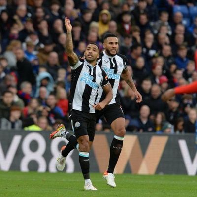 Newcastle sigue sin ganar en la Premier