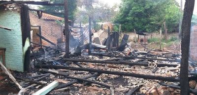 Una vivienda fue consumida totalmente por el fuego en Luque - Nacionales - ABC Color