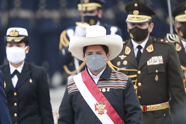 Castillo amplía las regiones de Perú que recibirán gas natural - MarketData