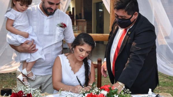 La unión civil de Sandra y Diego