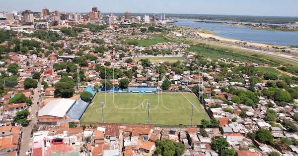 La Nación / Un barrio con Resistencia llega otra vez al fútbol de Primera