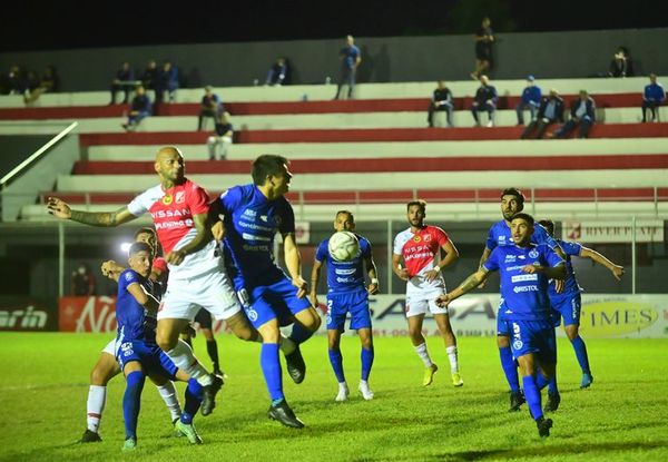 Pumpido: “Matemáticamente todavía no estamos con la salvación” - Sol de América - ABC Color