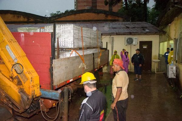Entregarán 5.000 chapas a damnificados por temporal en Ciudad del Este - Noticias de Ciudad del Este y Alto Paraná hoy - ABC Color