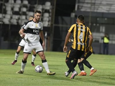 Olimpia-Guaraní: Para Uno, complicado para los dos - Fútbol - ABC Color
