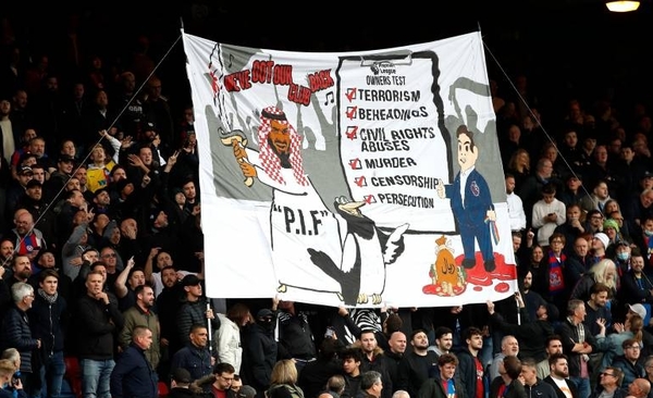 Diario HOY | Investigan al Palace por una pancarta contra el fondo saudí del Newcastle