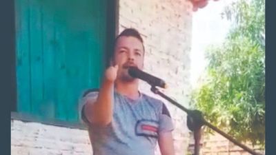 Animador rompe barreras y ahora se hace cantante