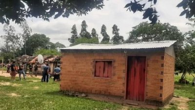 ¡Tremendo! Toda una familia murió tras la caída de un rayo | Noticias Paraguay