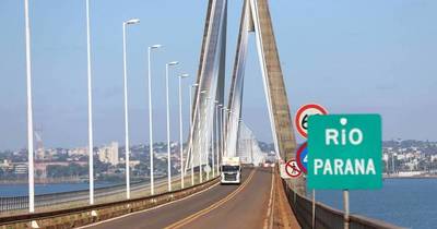 La Nación / Un puente de esperanza: Encarnación revive con la apertura de la frontera