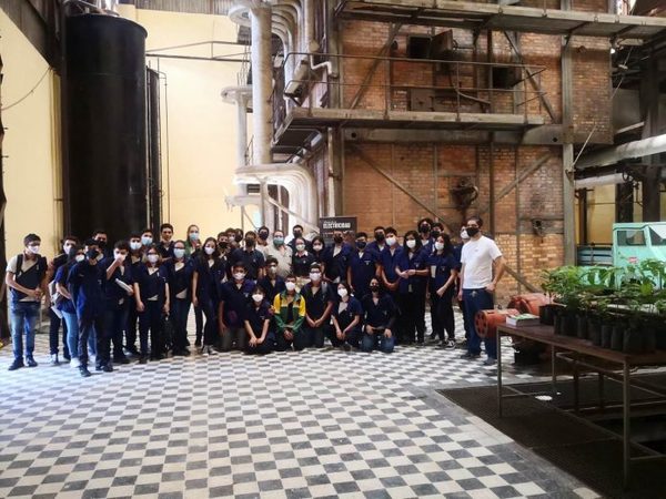 Estudiantes de colegio técnico visitaron el Museo de la Electricidad de la ANDE - ADN Digital