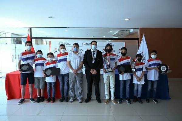 Team KCP Paraguay recibió reconocimiento de la SND - ADN Digital