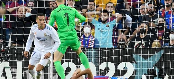Real Madrid derrotó de visitante al Barcelona (1-2) y se arrima a la punta del torneo español