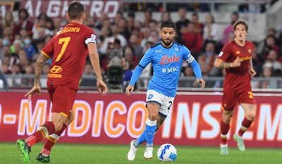 Nápoli empata con Roma, corta su racha y comparte la cima con el Milan