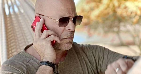 La Nación / Pablo Perillo, el argentino que Bruce Willis contrata como su doble