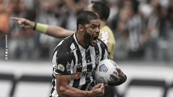 Atlético Mineiro remonta y camina firme hacia el título