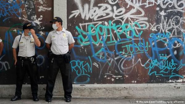 Declaran estado de sitio por protestas contra mina en Guatemala