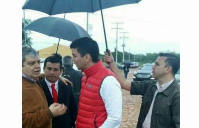 Suspenden venida de Santi Peña a Santa Rosa por lluvia