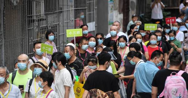 La Nación / China aplaza maratón de Wuhan ante brote de contagios de COVID-19