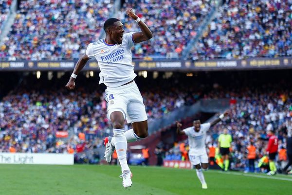 El Clásico de España se tiñe de blanco - Fútbol - ABC Color