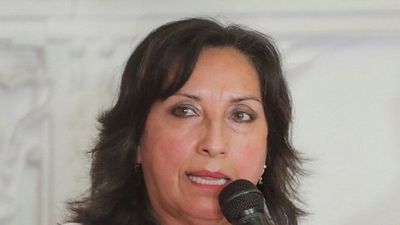 Vicepresidenta de Perú, involucrada en caso de lavado de dinero