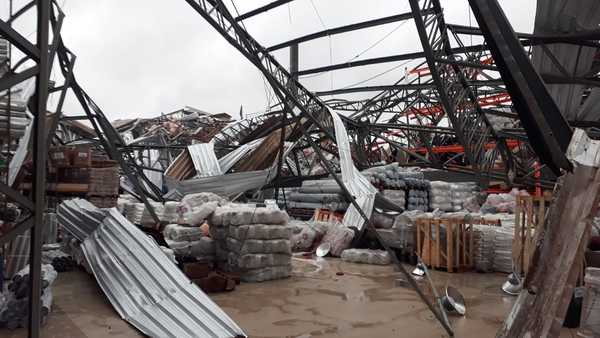 Fuerte temporal causó varios destrozos en el Alto Paraná - La Clave