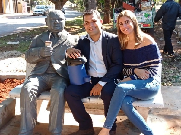 Grosero NEGOCIADO de Roque Godoy con compras de EMERGENCIA por COVID19