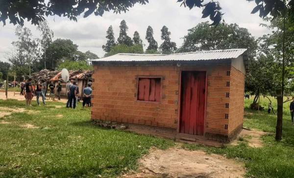 San Pedro: Una pareja y su beba de 10 meses murieron tras ser alcanzados por un rayo en el interior de su vivienda